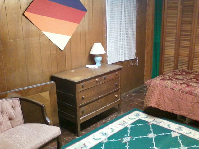Private Room Shared Bath Ncsu I 40 Bed And Breakfasts For