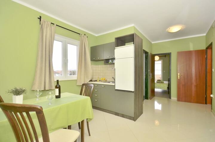 Olive's apartment, Prime location, Nice balcony