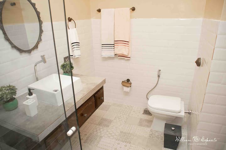 Baño en la suite 2  