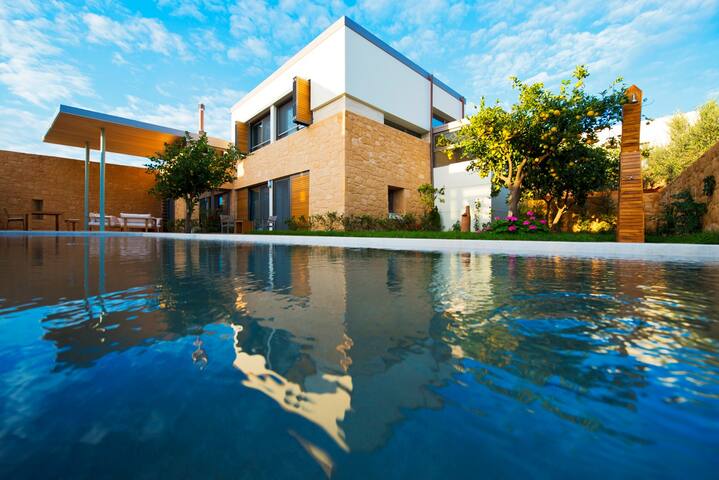 Conte Marino Villas Chania gallery image 3