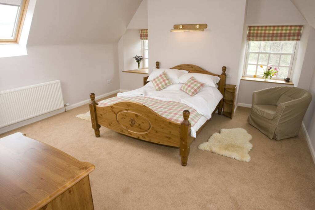 King size bed