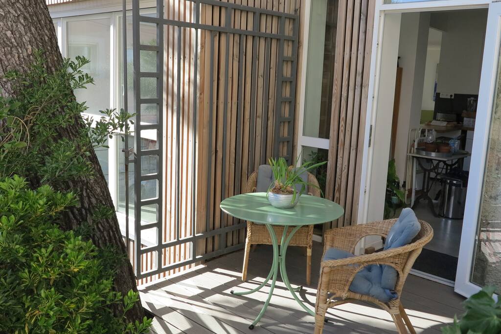 la terrasse idéale pour le petit-déjeuner