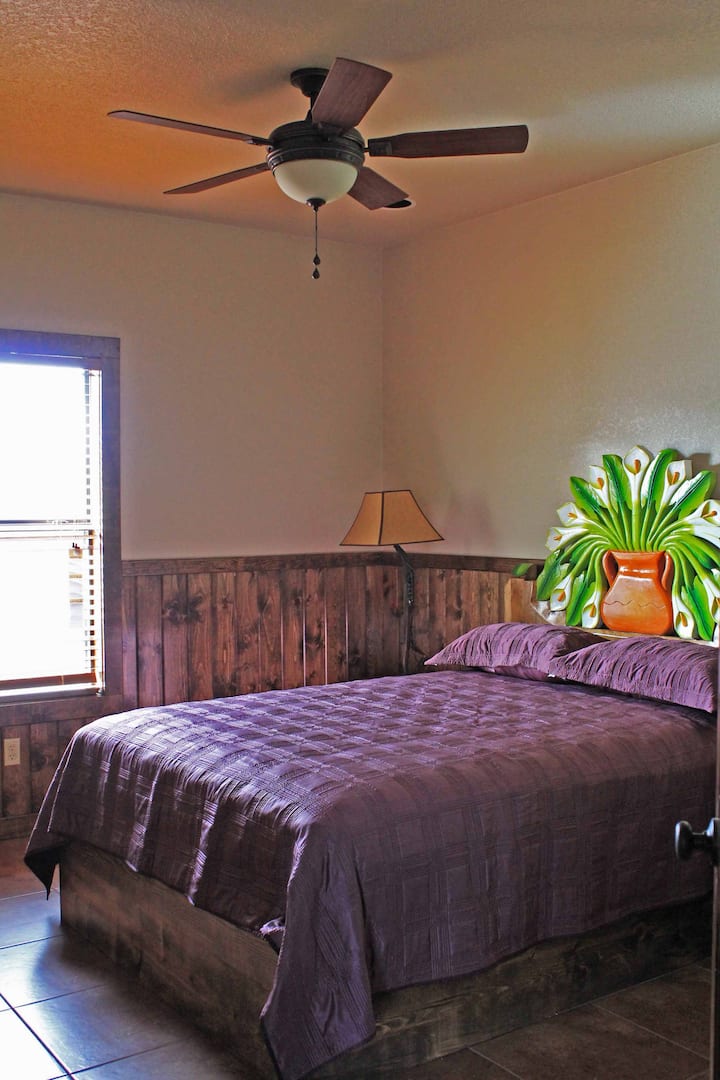 Los ArcosAmazing home with pool Houses for Rent in Concan, Texas