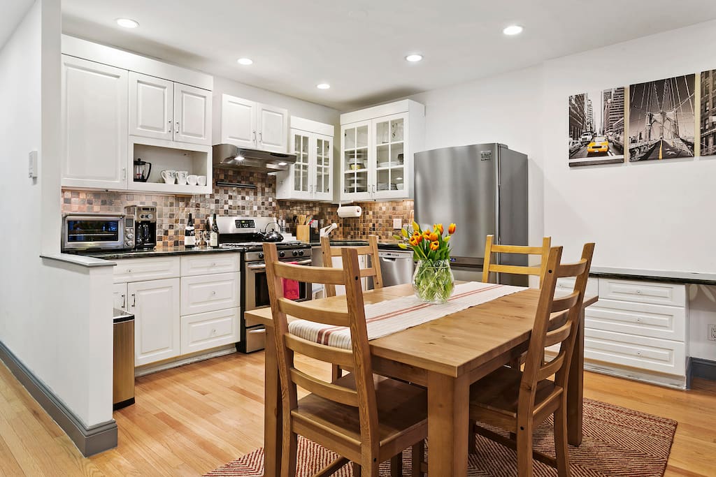 Full kitchen