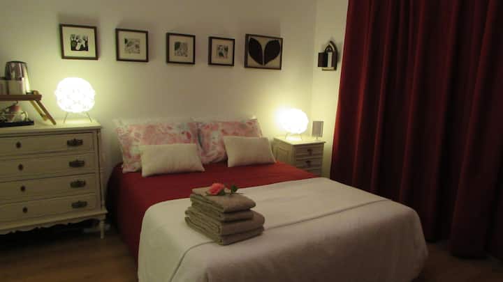 Room / Suite In Detached Villa - Ericeira