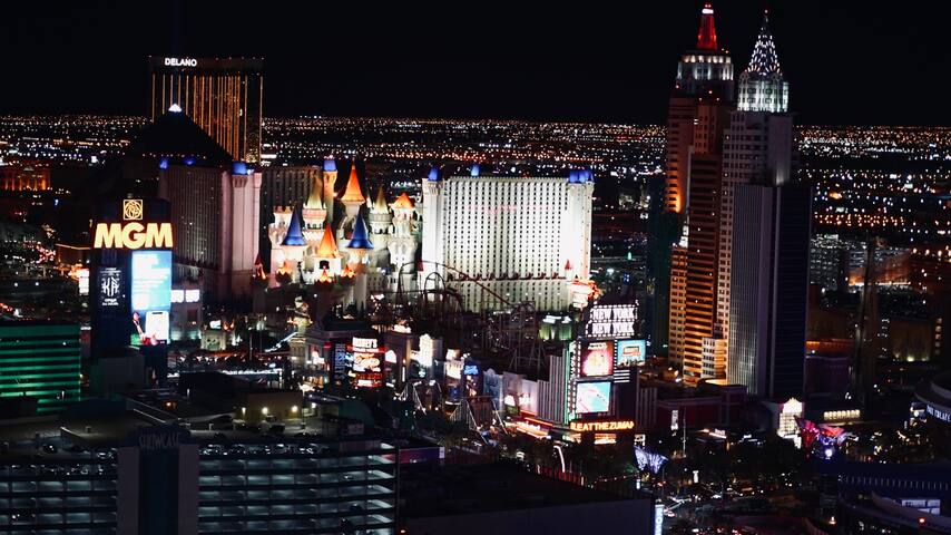 Luxury 2BD/2BA Villa on Las Vegas Blvd-CenterStrip gallery image 3