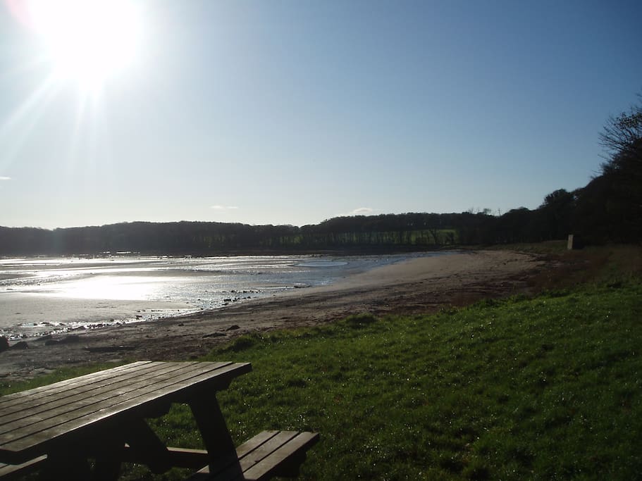 Rigg Bay nearby