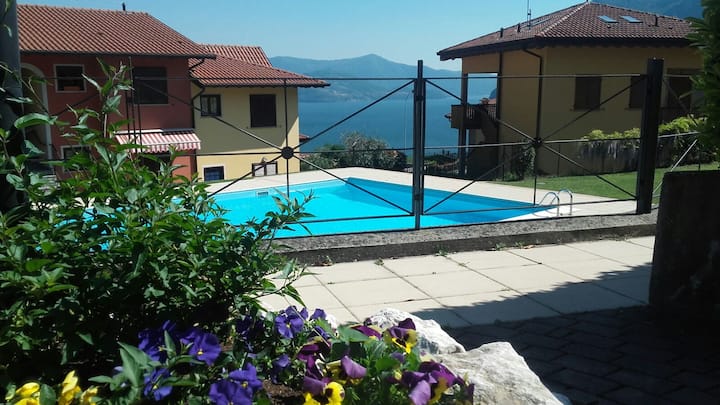 Luxurious attic-swimming pool - amazing view