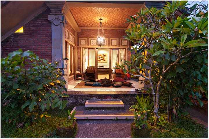 Charming, quiet villa in rice fields