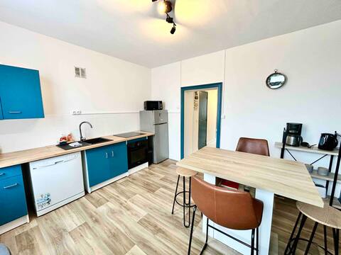 Cozy Argenton-sur-Creuse house 3 minutes from the A20