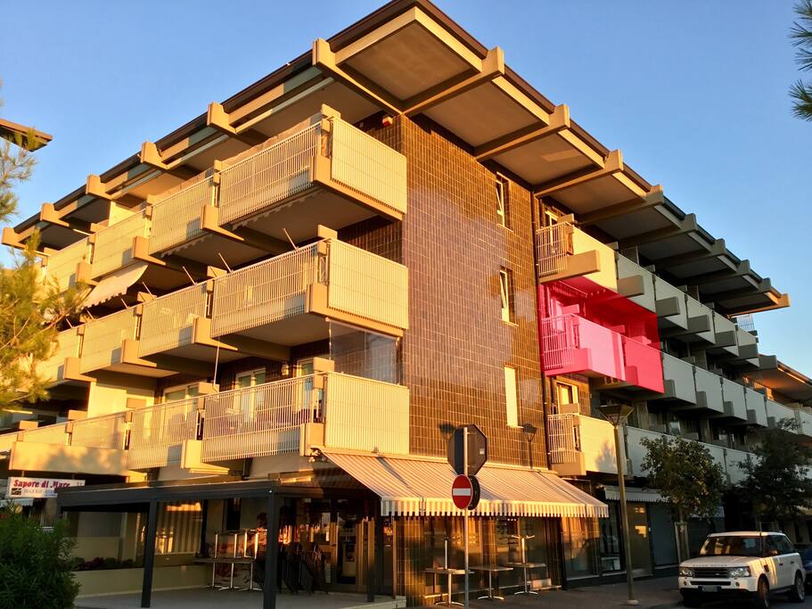 Building view - Vista del palazzo