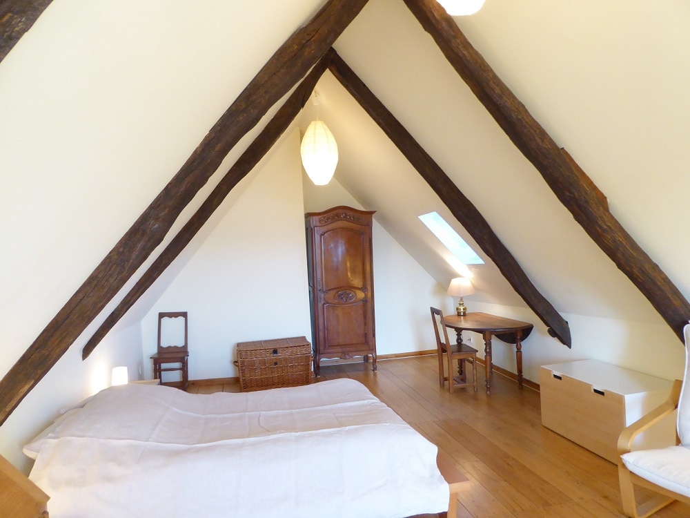 Clos des mulrerier - spavaća soba bračni krevet 140