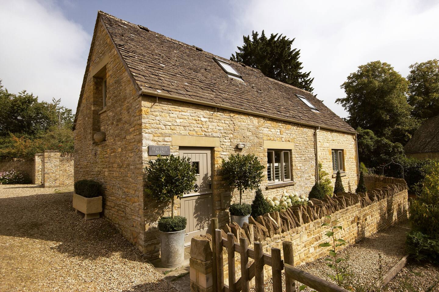 Yew Tree Barn Holiday Cottage Cottages For Rent In Upper Slaughter