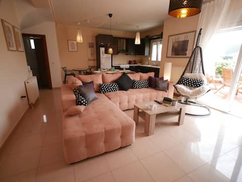 Villa Kyriaki  200m from the sandy beach