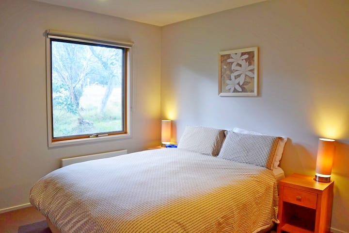 Bed1