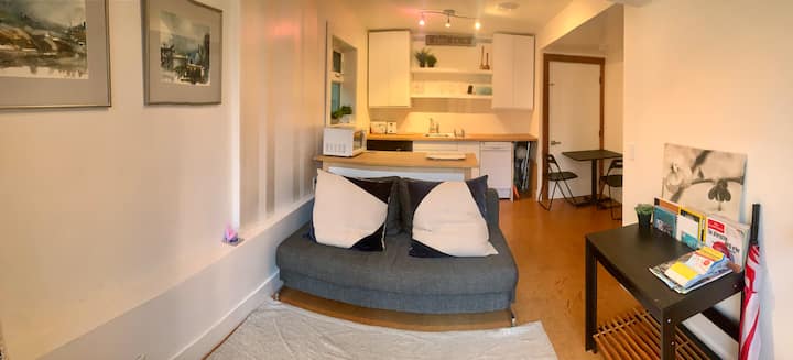 Cedar Cottage Craftsman Century Suite - Vancouver
