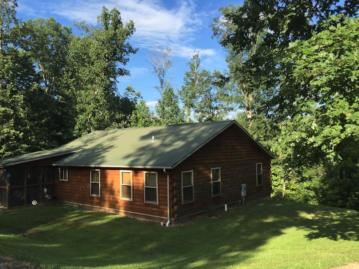 Peaceful - Log Cabin in Daniel Boone Nat'l Forest