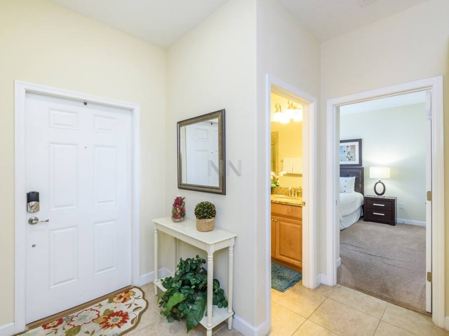 Indoors,Room,Dining Room,Molding,Furniture