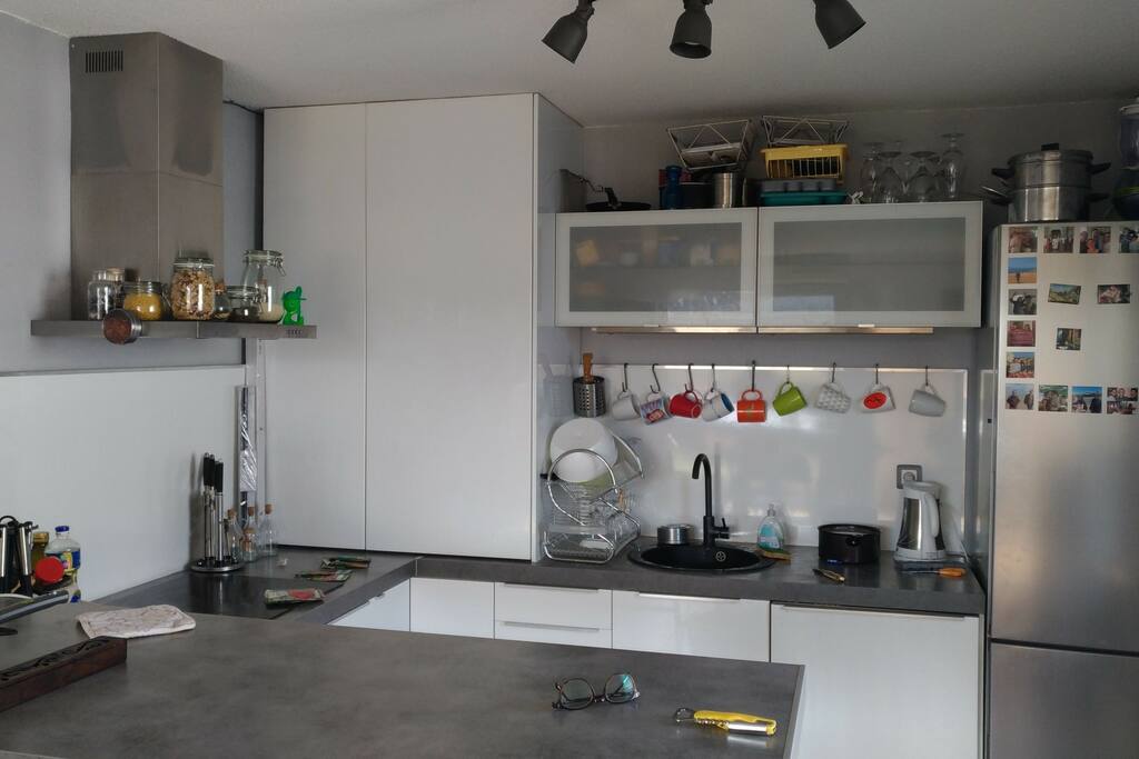 Cuisine ouverte sur le salon