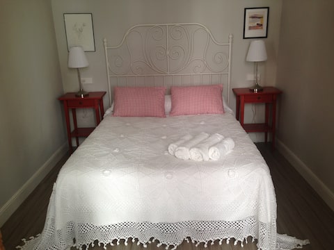 Popular Airbnb listing: Old Town, San Sebastian in Donostia San Sebastián