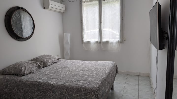 سرير 140 × 190 مع مرتبة إيما