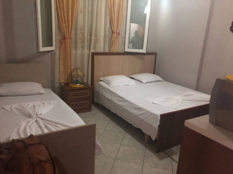 Main badroom with double and single bed
