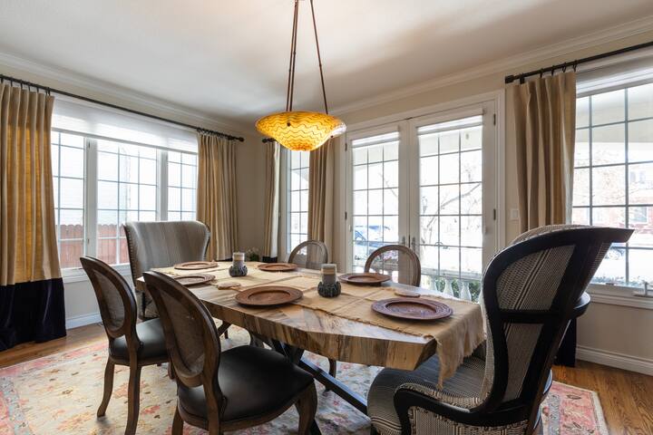 Denver townhouse in beautiful Cherry Creek gallery image 2