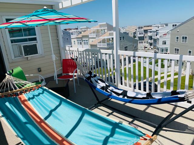 Incredible Beach House -Spectacular Ocean View! gallery image 4