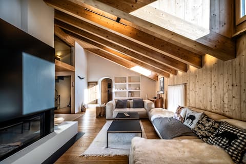 Unique duplex apartment in the Engadine house