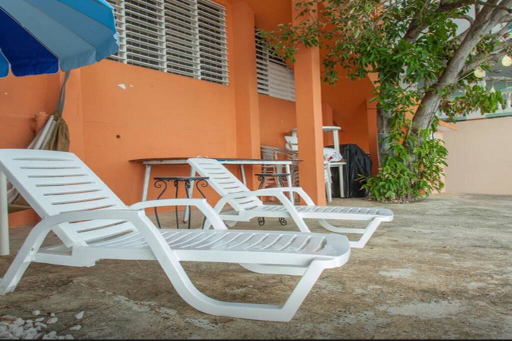 Perfect for BBQ and chill outside.