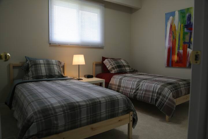Single Beds Room 3