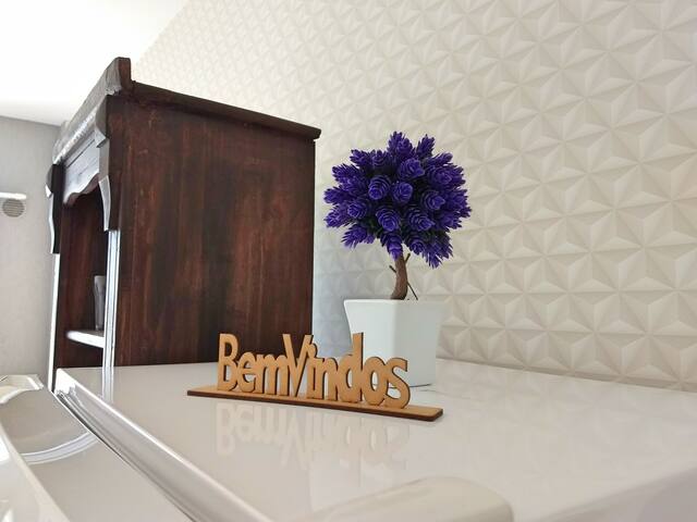 Apartamento bem localizado em Itapema, Meia Praia!