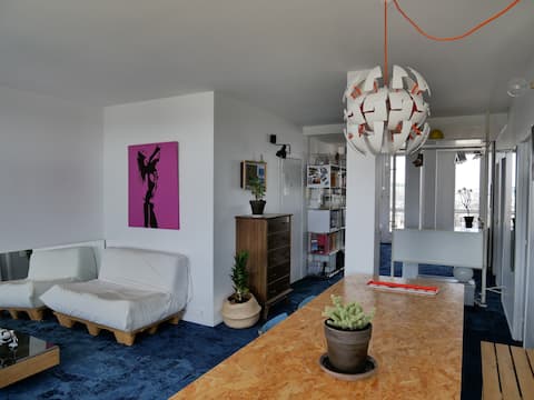 Successful Airbnb property: 2 person apartment - Exceptional view in Boulogne Billancourt