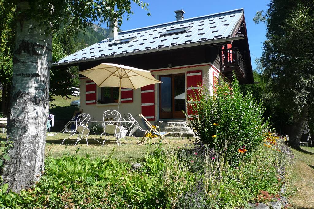 joli jardin de plein pied