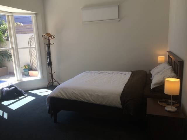 Edwardian charm, Resort living gallery image 5