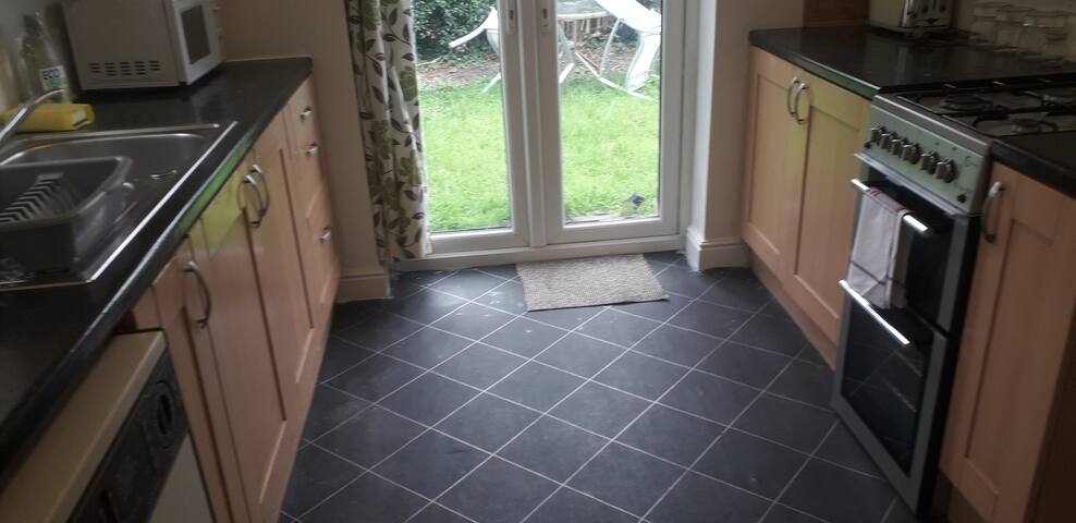 Green Village Guest House gallery image 3