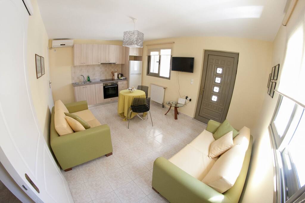 Cosy appartment,
sitting-dining room