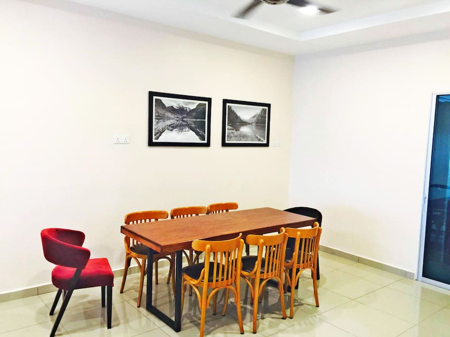 Designer dining table & chairs