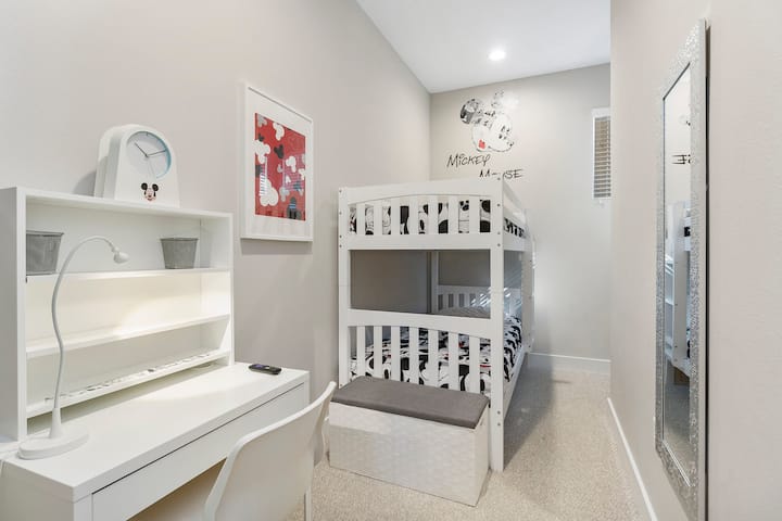 Quarto do 2º andar - 1 beliche (banheiro compartilhado)