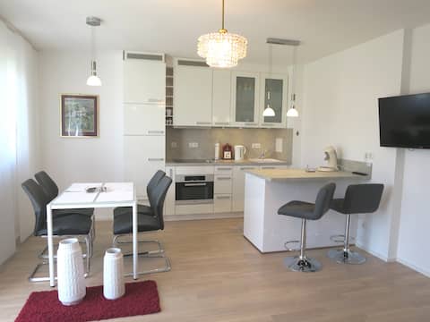 Successful Airbnb property: 2 ROOM Appart. Close FIERA & METRO calm-s. ruhig in München