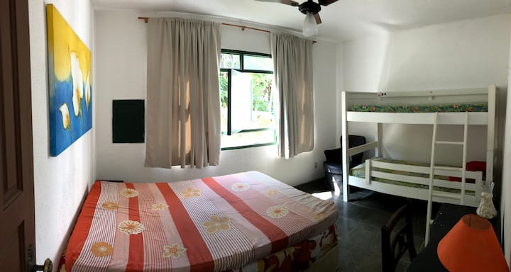 Საძინებელი 4