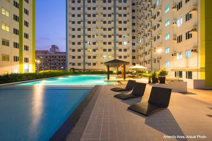 Shannejha Place Fully Furnished Condo W/ Fast Wifi