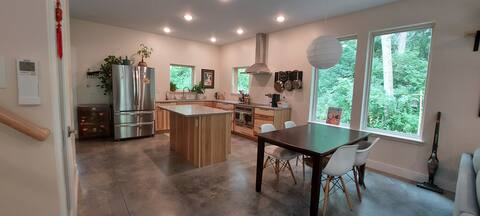 Modern Nordic Chic: Stylish Retreat Near Cornell