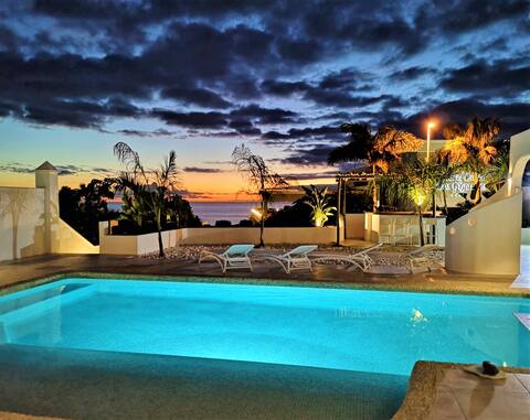 villa 8 bedroom " instant holiday feeling"