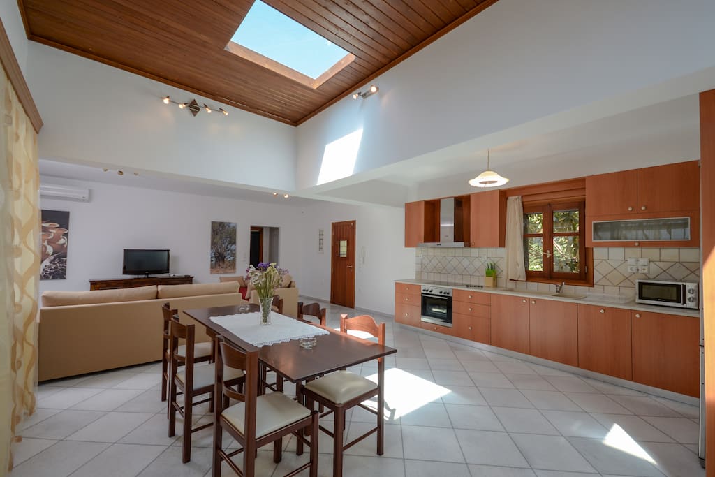 Dining Room - Kitchen