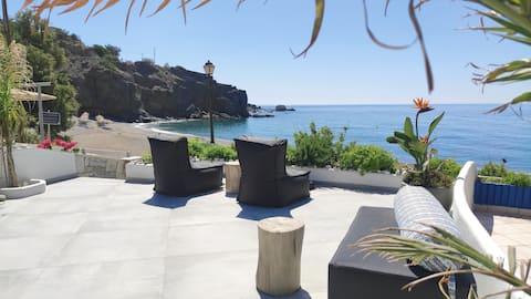 Blue Paradise Beach Suite 2