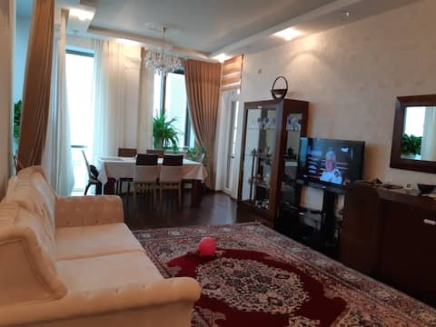 5men apartment with sea view in the center of Baku