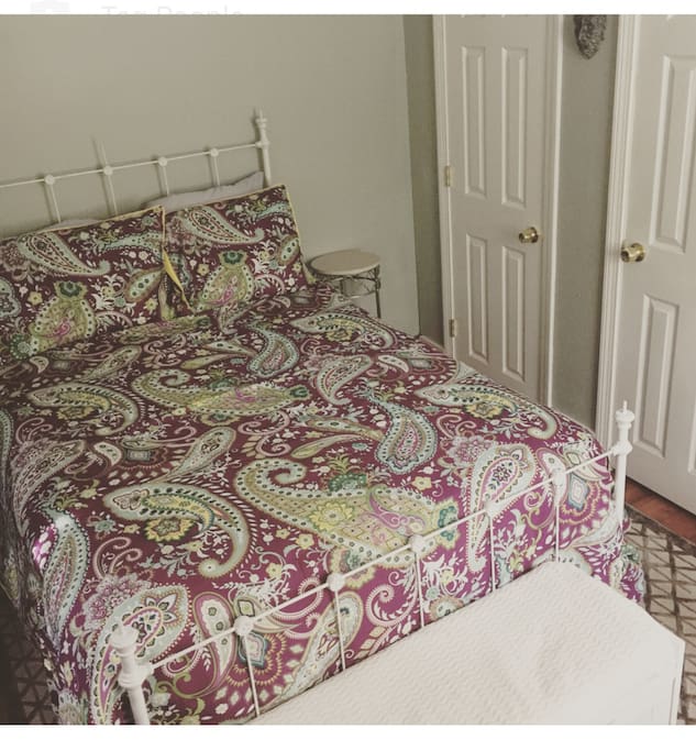 Second bedroom