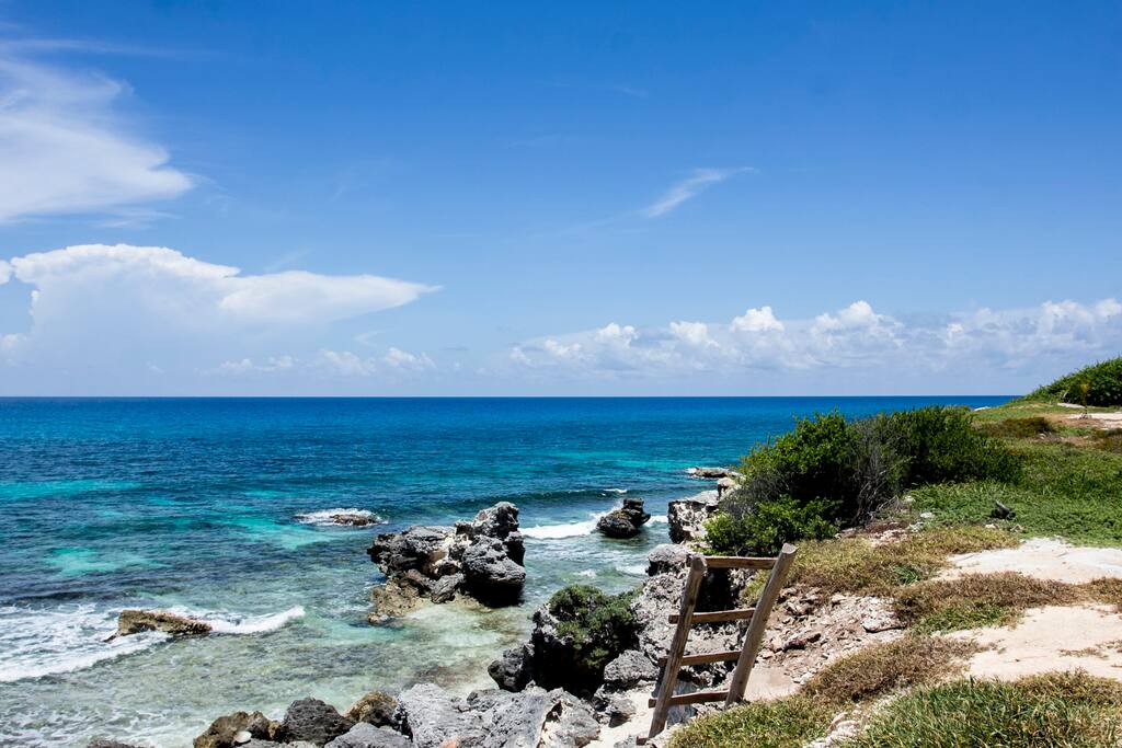 vista hacia el mar
