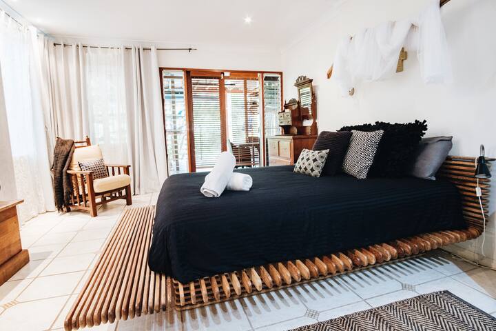 Little Cove Family Beach House (Pet Friendly) gallery image 5